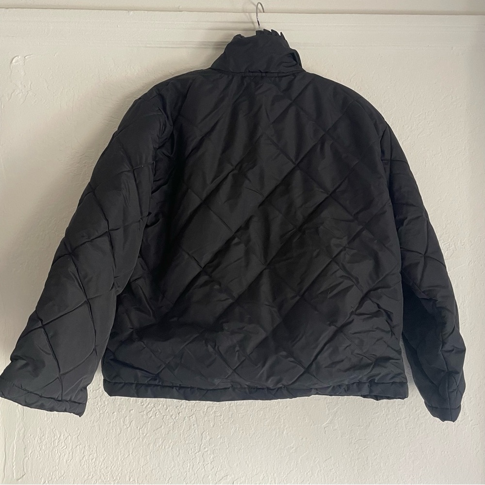 Tach Clothing Geo Quilted Puffer in Black. Size Large - Picture 5 of 9